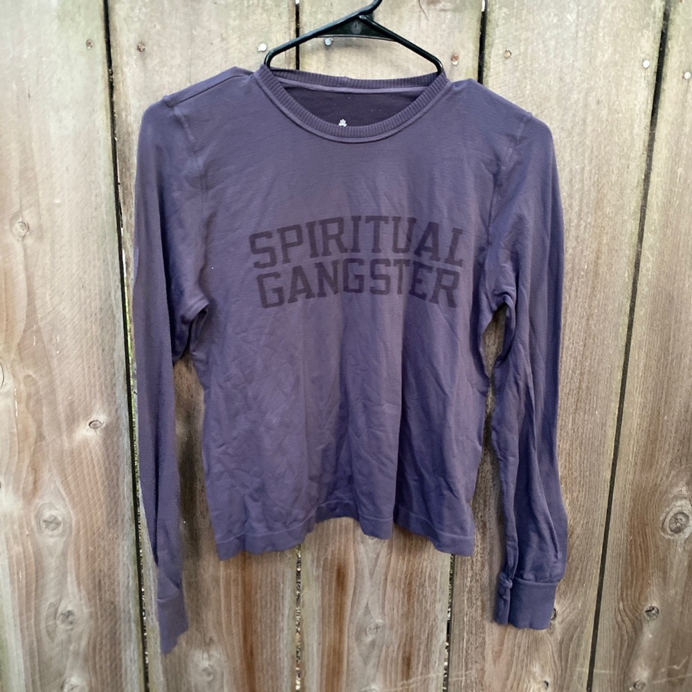 Spiritual gangster long sleeve grey spell out top